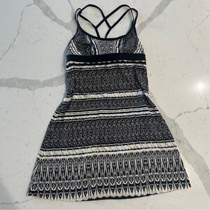 Athleta Sporty Dress SMALL Black White Printed Coastline Geometric
